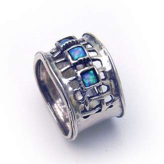 Basketweave with square opals ring by Tamir Zuman